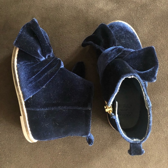 Janie & Jack Velvet Bow Bootie in sapphire blue - Picture 2 of 9